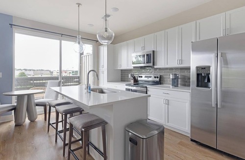Oakwood Apartment | Landing | Incredible 1BD, Gym, Clubhouse