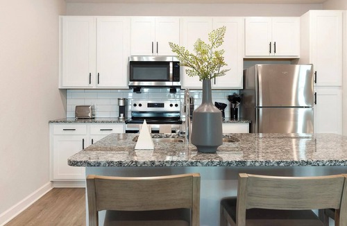 Port Malabar Apartment | Landing | Incredible 1BD, Pool, Gym