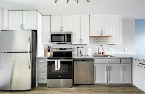 Northwest Pensacola Apartment | Landing | Incredible 2BD, Yoga Studio, Game Room