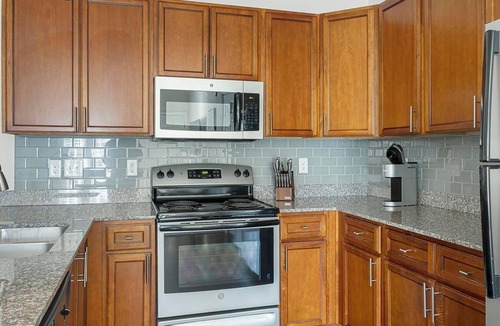 Hillsborough Apartment | Landing | Incredible 2BD, Gym, Clubhouse