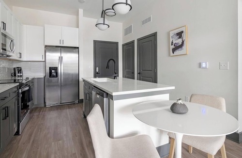 Southbank Apartment | Landing | Incredible 1BD, Yoga Studio, Gym