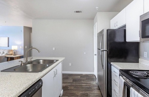 Tallahassee Apartment | Landing | Incredible 2BD, Gym, Clubhouse