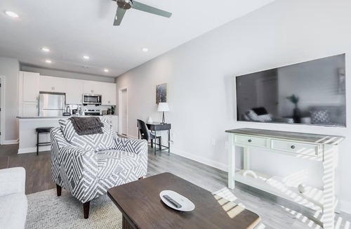 Fort Myers Apartment | Landing | Modern 1BD, Pool