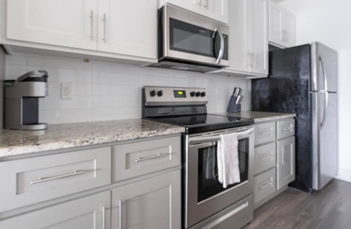Venice Apartment | Landing | Modern 1BD, Pool, Clubhouse