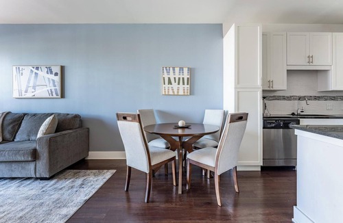 Central Business District Apartment | Landing | Modern 1BD, Rooftop Lounge, Gym