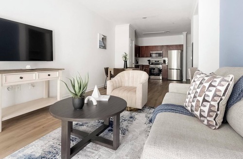 Southside Apartment | Landing | Modern 1BD, Clubhouse