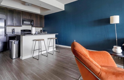 Fort Myers Apartment | Landing | Modern 1BD, Yoga Studio, Courtyard