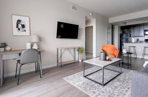 Fort Myers Apartment | Landing | Modern 1BD, Yoga Studio, Courtyard