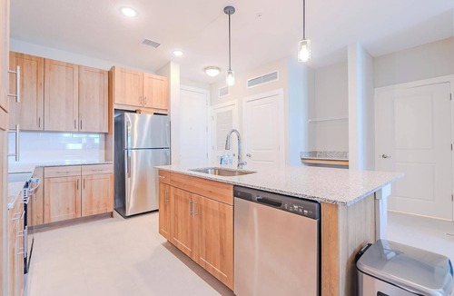 Interchange Square Apartment | Landing | Modern 2BD, Gym, Pool