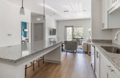 Jacksonville Apartment | Landing | Modern 2BD, Gym, Clubhouse
