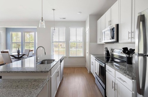 Murfreesboro Apartment | Landing | Modern 2BD, Yoga Studio, Clubhouse