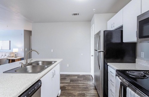 Tallahassee Apartment | Landing | Modern 2BD, Gym, Game Room