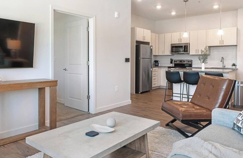 Tarpon Springs Apartment | Landing | Spectacular 2BD, Clubhouse