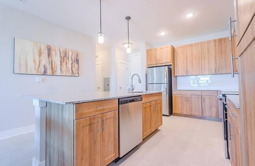Interchange Square Apartment | Landing | Spectacular 1BD, Clubhouse, Gym