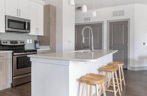 Home Park Apartment | Landing | Spectacular 1BD, Clubhouse, Pool