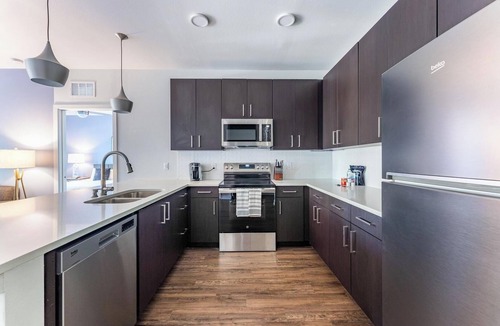 Historic Downtown Kissimmee Apartment | Landing | Spectacular 2BD, Yoga Studio