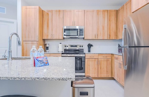 Interchange Square Apartment | Landing | Spectacular 2BD, Clubhouse, Pool