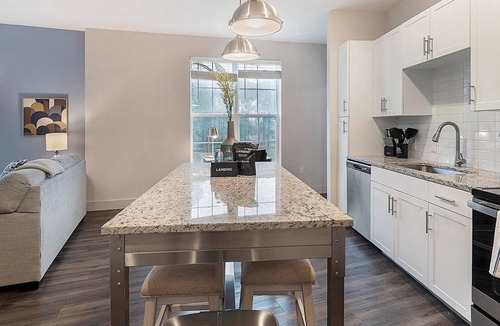 Florida Center Apartment | Landing | Spectacular 2BD, Game Room, Gym