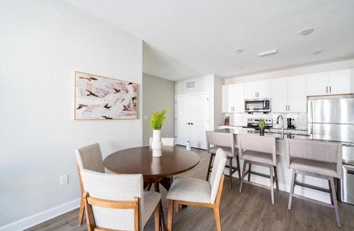 Port Malabar Apartment | Landing Spectacular 2BD Gym Pool