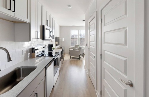 Downtown Knoxville Apartment | Landing | Spectacular Studio, Game Room, Gym