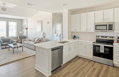 Belle Mina Apartment | Landing | Spectacular 1BD, Gym, Clubhouse