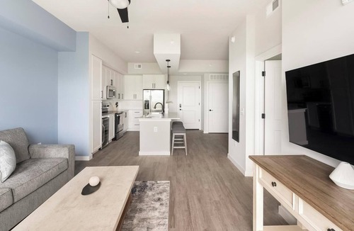 Franklin Apartment | Landing | Stunning 1BD in Cool Springs
