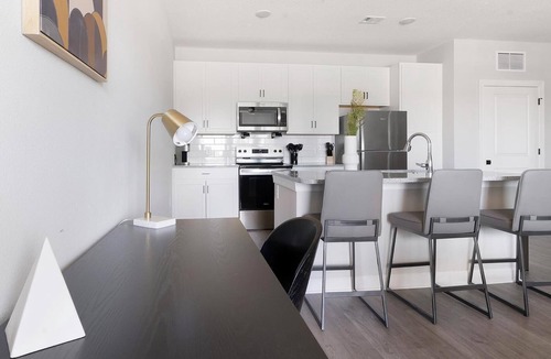 Fort Myers Apartment | Landing | Stunning 1BD, Pool