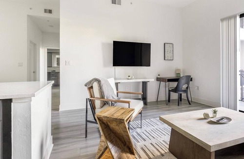 Fort Myers River District Apartment | Landing | Stunning 1BD, Rooftop Lounge, Gym