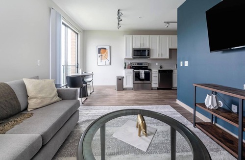 Knoxville Apartment | Landing | Stunning 1BD, Clubhouse, Gym