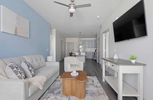 Murfreesboro Apartment | Landing | Stunning 2BD, Clubhouse, Gym