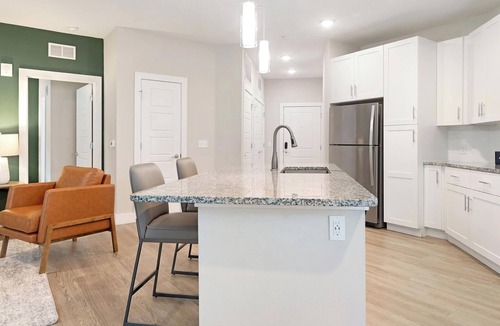Southeast Orlando Apartment | Landing | Stunning 2BD, Gym, Clubhouse