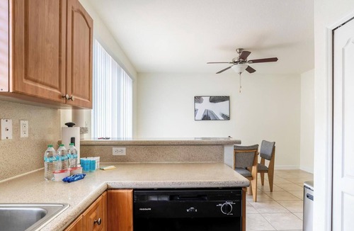 Homestead Apartment | Landing | Stunning 3BD, Pool