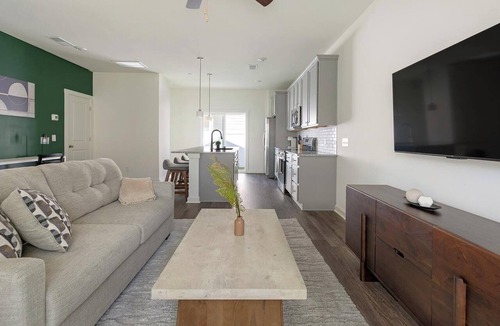 Port Wentworth Apartment | Landing | Stylish 2BD, Gym, Clubhouse