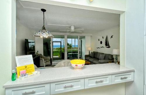 Longboat Key Apartment | LaPlaya 106A Beach front Just steps to the white sand and turquoise Gulf of Mexico