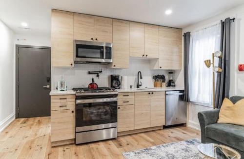 Center City West Apartment | Large and Cozy Center City 1BR