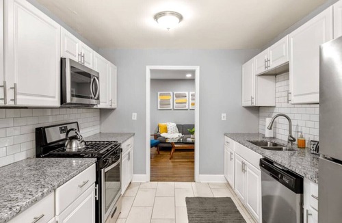 Collier Heights House | Large and Luxurious Modern Reno 10 min from DT ATL