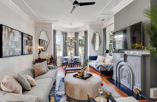 Historic Downtown Savannah House | Large Contemporary Savannah Retreat Near Forsyth Park