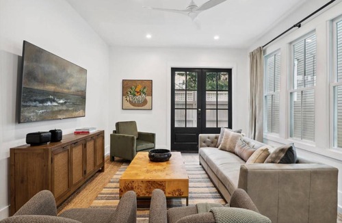 Historic Downtown Savannah House | Large Contemporary Savannah Retreat Near Forsyth Park