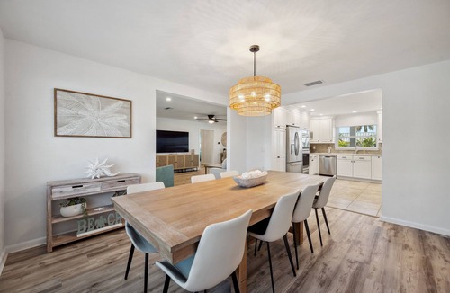 Seminole House | Large Family Friendly Heated Pool Home w/Outdoor Escape. Near Multiple Beaches!