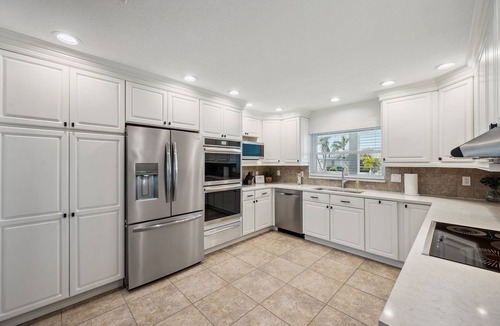 Seminole House | Large Family Friendly Heated Pool Home w/Outdoor Escape. Near Multiple Beaches!