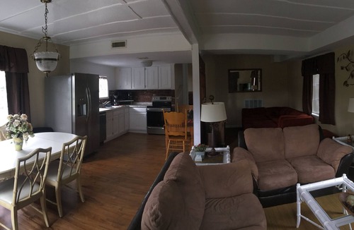 Marmora House | Large Four Bedroom Apartment One mile from Ocean City NJ
