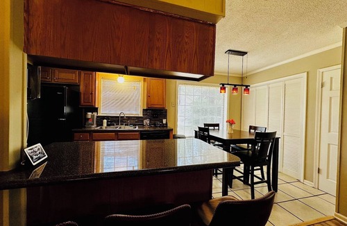 Whitehaven House | Large Groups in Southhaven Memphis