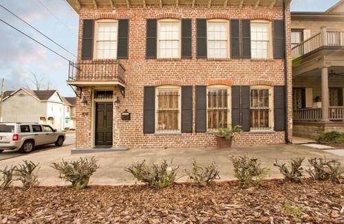 Historic Downtown Savannah House | Large Historic Home w/Parking Close to Forsyth Park by Lucky Savannah