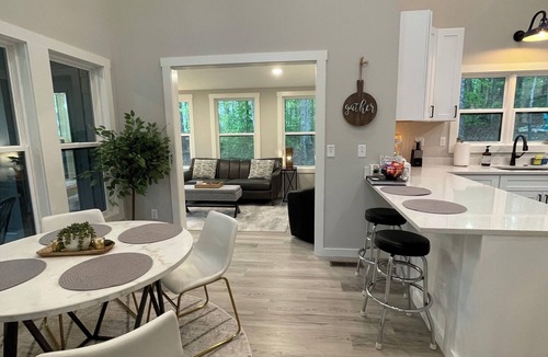 Tracy City House | Large Home in Tiny Home Lake Community-Retreat at Water's Edge