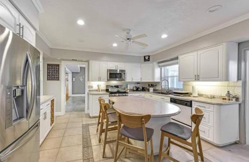 River Oaks House | Large Home Wking Bed By Pmi Unit Bh