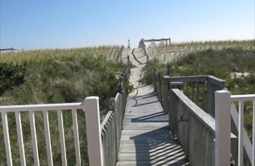 Harvey Cedars House | Large oceanfront located in Harvey Cedars, perfect for large family get togethers!