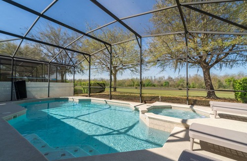 Highgate Park House | Large Pool Home With Spa & Game Room - 3 Master Suites Close to Attractions