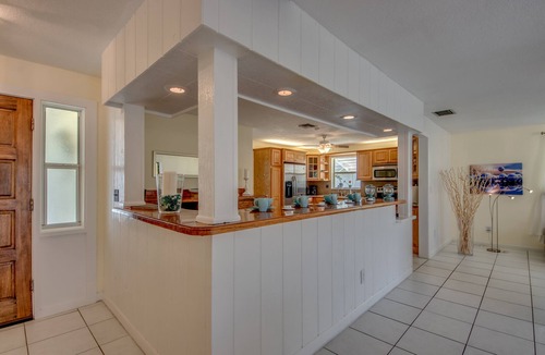 Caloosahatchee Villa | Large Pool/Spa - Kajak - Bikes - Gulf Boating - Fishing - Ping Pon Table - WIFI