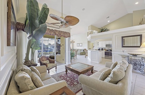 Marco Island House | Large waterfront home w/all-day sun on pool