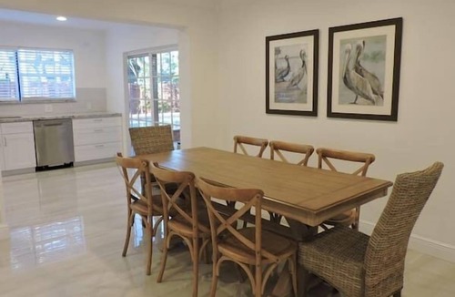 Hollywood Lakes House | Las Brisas 5bdrms/3baths Large Patio Heated Pool